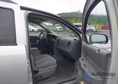 2004 Dodge Durango Slt z USA, uszkodzony, nr VIN 1D4HB48N34F131773